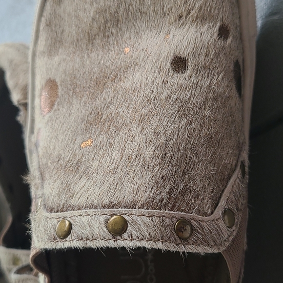 Boutique by Corkys slip on sneakers size 6 - Picture 7 of 7